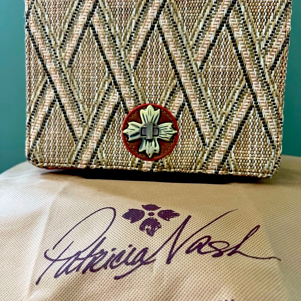 Patricia Nash Woven Clutch - Picture 7 of 11